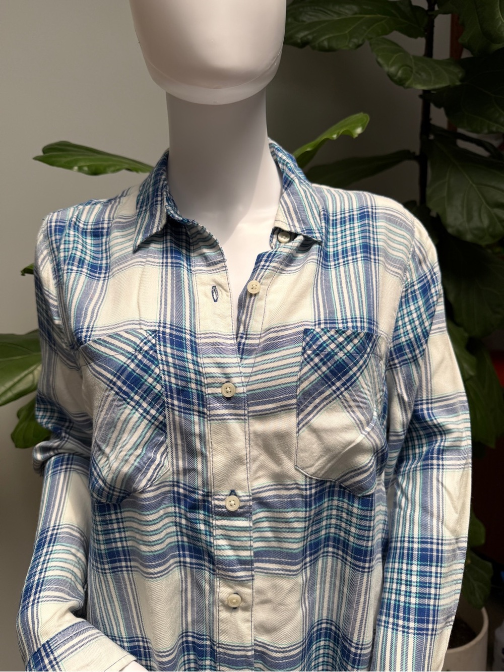 NWT SO Women's shirts button up 100%Rayon Juniors - Size L